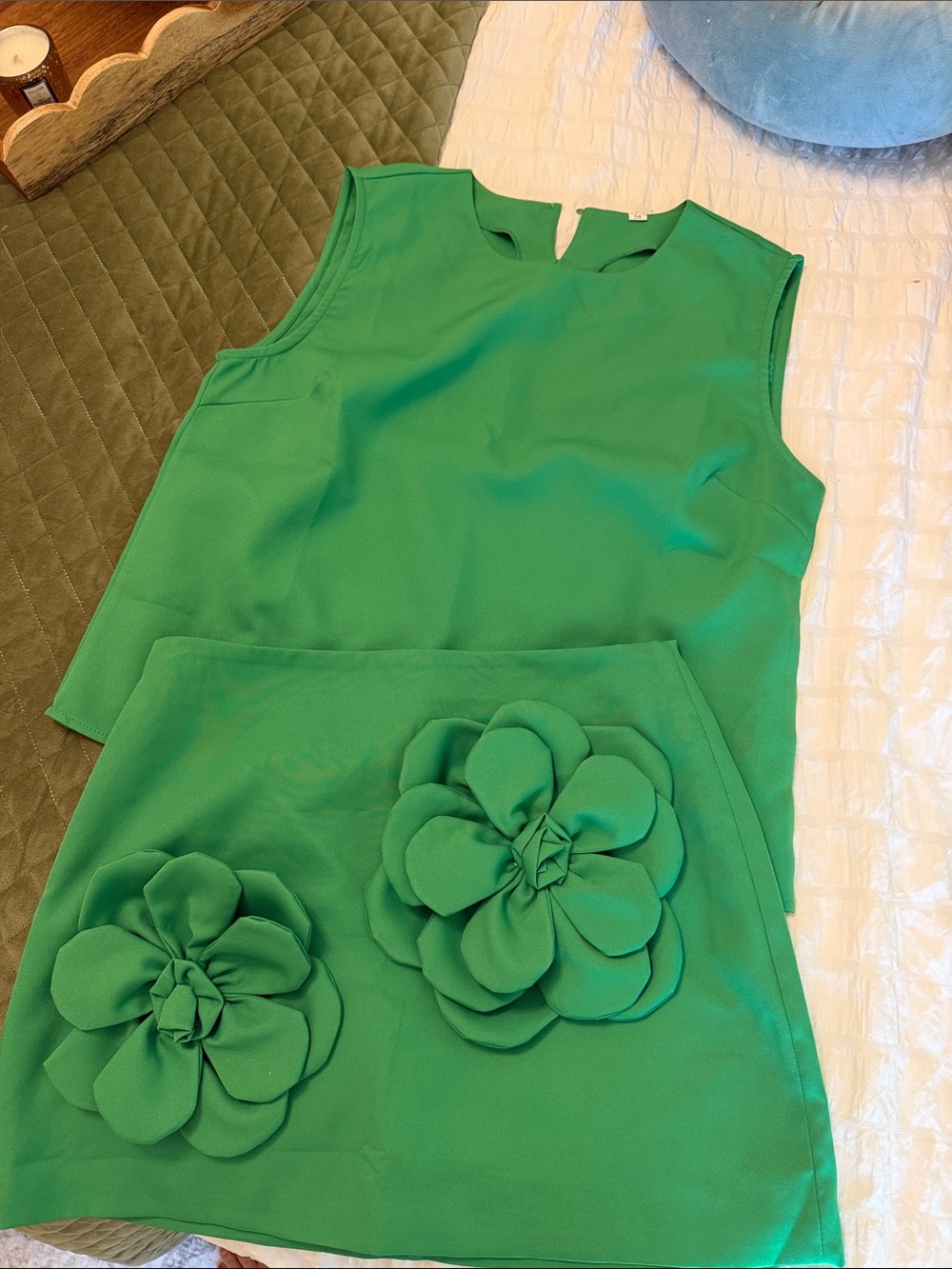 Emerald Green Sleeveless Top & Floral-AppliquƩ Mini Skirt Set